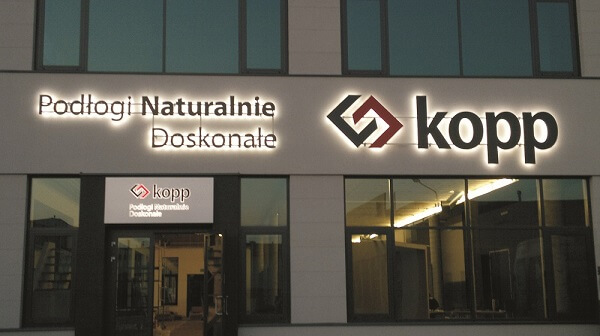 literypodswietlane_01